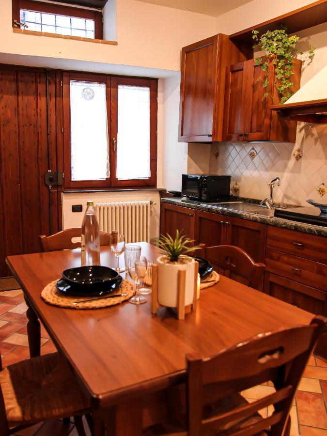 Appartamento Casa Armanni - La Tua Casa Di Pietra Gubbio Esterno foto